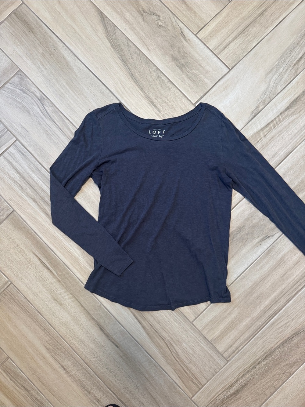 LOFT Long Sleeve Scoop Neck Top